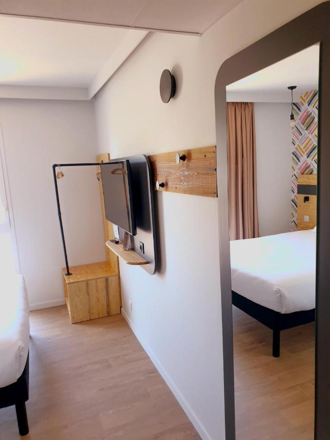 Greet Hotel Castets Coeur Des Landes Zewnętrze zdjęcie