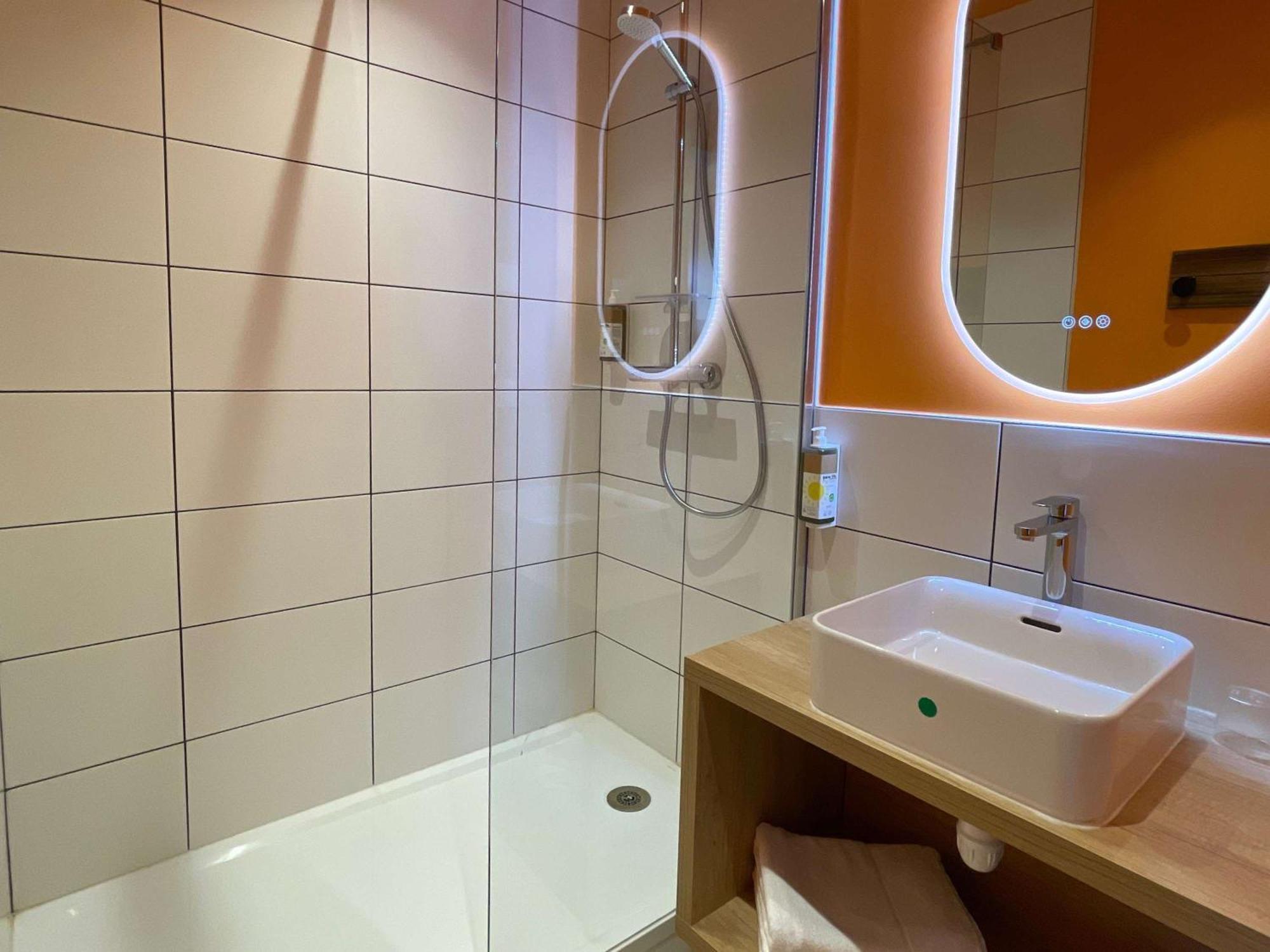Greet Hotel Castets Coeur Des Landes Zewnętrze zdjęcie